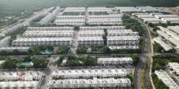 CAOS Y SOBREDENSIFICACIÓN: La Huayacán, un «remedio» fuera de control (VIDEO)