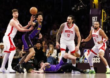 Houston Rockets vs Lakers: dónde ver la disputa del Oeste en un duelo de titanes