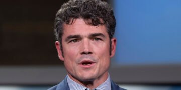 Joe Kent renuncia al Centro Nacional de Contraterrorismo y exige frenar la guerra en Irán