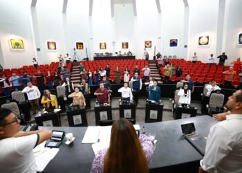 | ALTAVOZ | ¿ Y para cuándo piensan “aterrizar” el Plan B en QR?