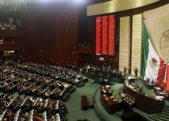 Recibe Senado iniciativa para expedir una ley general en materia de feminicidio