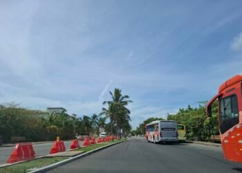 Inician obras de paso elevado en Zona Hotelera previo a apertura del Puente Nichupté