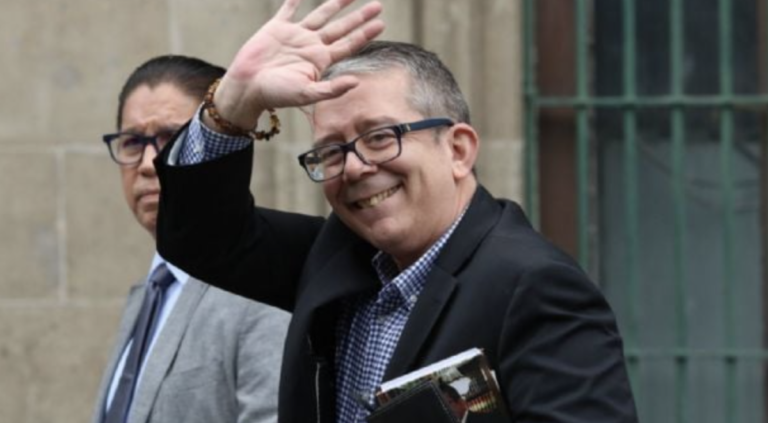 Anticorrupción indaga a Jenaro Villamil y titular de Infodemia por descalificaciones