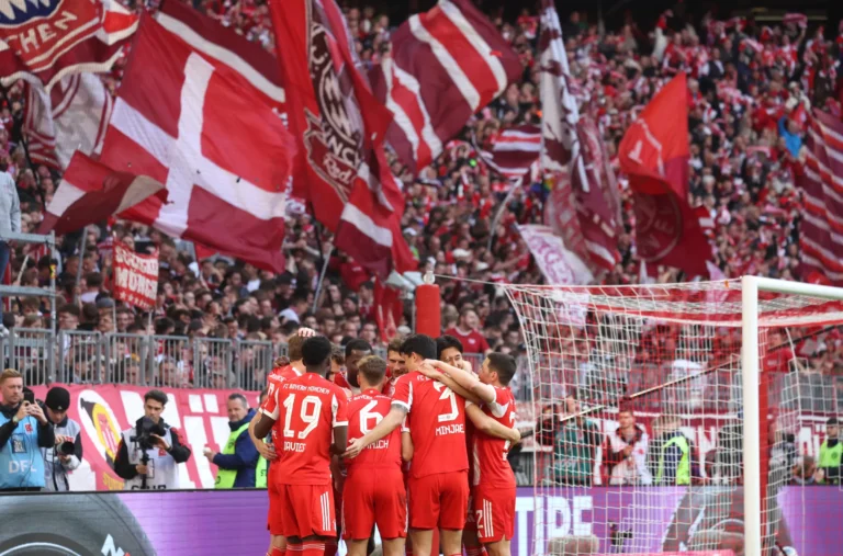 Bayern de Múnich conquista su título 35 de la Bundesliga tras arrollar al Stuttgart
