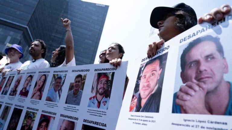 Brugada encara exigencia ciudadana para reconocer crisis de desaparecidos en CDMX