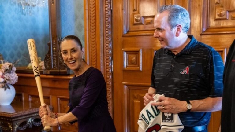 Claudia Sheinbaum consolida agenda deportiva con Grandes Ligas en Palacio Nacional