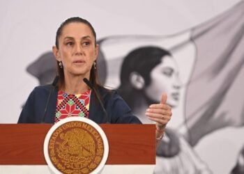 Claudia Sheinbaum defiende legitimidad de Rosario Piedra ante amago de juicio político