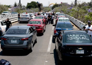 Conductores paralizan accesos clave en Jalisco ante explotación de plataformas digitales 3 Conductores paralizan accesos clave en Jalisco ante explotación de plataformas digitales