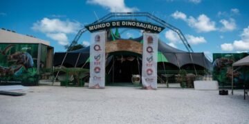 Invitan a niñez de Cancún a disfrutar del espectáculo “Mundo de Dinosaurios”