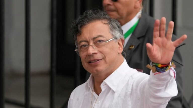 Daniel Noboa vincula a Gustavo Petro con el narcotráfico y desata crisis jurídica internacional