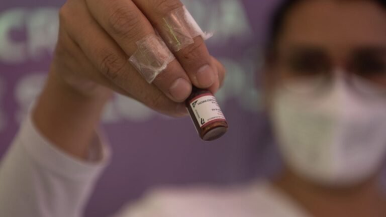 Desacelera 80% la vacunación contra el sarampión a solo 45 días del Mundial 2026