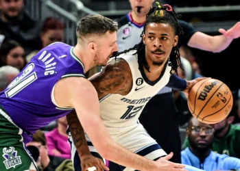 Dónde ver Milwaukee Bucks y Memphis Grizzlies definir el orgullo en el Fiserv Forum