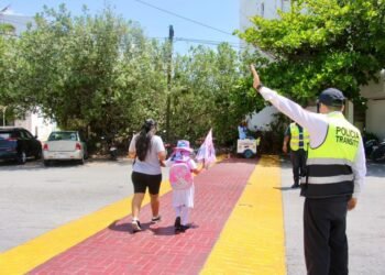 Fortalecen Programa Escuadrón Vial Escolar en Isla Mujeres