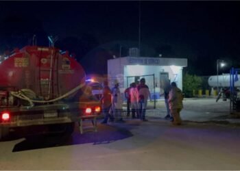 Alarma por fuga de gas en estación de servicio en FCP