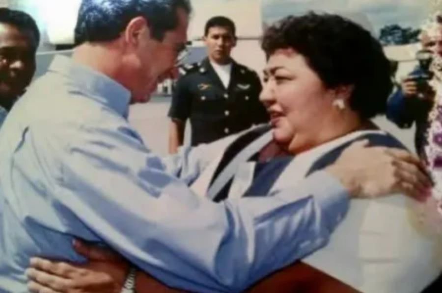 Magaly Achach: Cuando el poder se discutía con platos de puchero 2 MAGALY 5