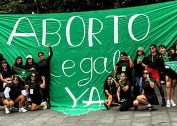 Marea feminista exige despenalización total del aborto en todo el territorio nacional