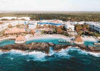 Proyectan parque acuático en hotel Hard Rock Riviera Maya