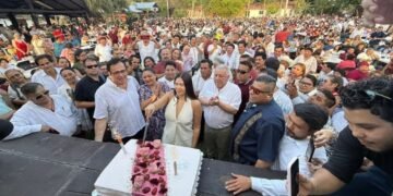 Siguen los cumpleaños en “modo precampaña”; ahora festeja Anahí en compañía de “Rafa” Marín