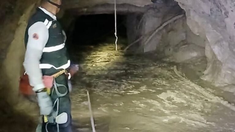 Recuperan cuerpo de Leandro Beltrán tras colapso en mina Santa Fe de Sinaloa