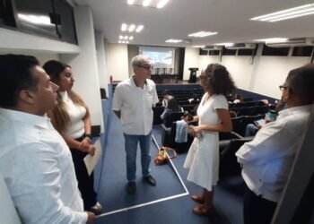 Realizan seminario sobre impactos del Tren Maya