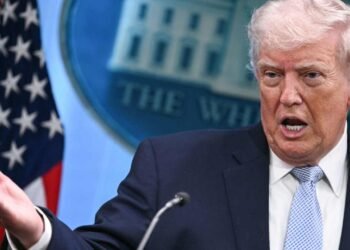 Trump ordena bloqueo total de Ormuz e interceptación de buques pagadores