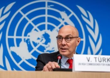 Volker Türk evalúa crisis de derechos humanos en reunión con Sheinbaum