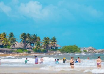 Arranca Semana Santa con alta afluencia turística en Quintana Roo
