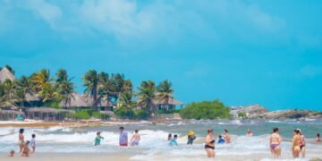 Arranca Semana Santa con alta afluencia turística en Quintana Roo