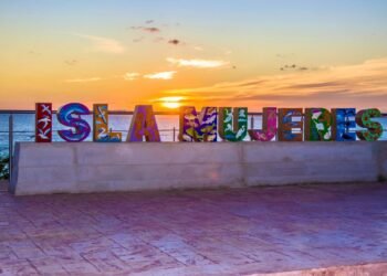 LA CAPITAL DE LAS VACACIONES: Isla Mujeres, uno de los 12 destinos preferidos de QR 4 LA CAPITAL DE LAS VACACIONES: Isla Mujeres, uno de los 12 destinos preferidos de QR