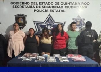 Detienen a cinco con 250 dosis de presunta marihuana en Cancún