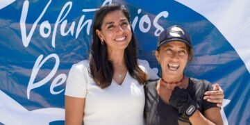 Dona Marybel Villegas Canché alimentos al Santuario CENCAAZ en Playa del Carmen