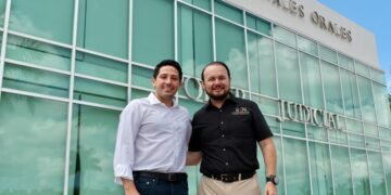 Se reúne Renán Sánchez con magistrado Heyden Cebada