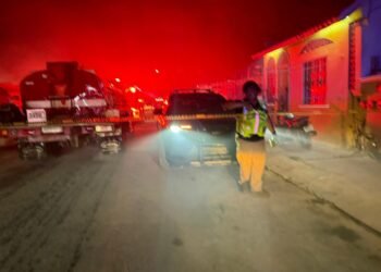 Rescatan a mujer tras incendio presuntamente provocado por su pareja en Villamar I