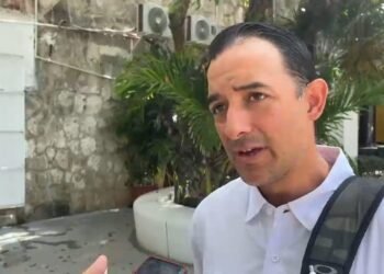 COBRO SUSPENDIDO: Dejan gratuito estacionamiento de Cancún Mall por incumplimientos