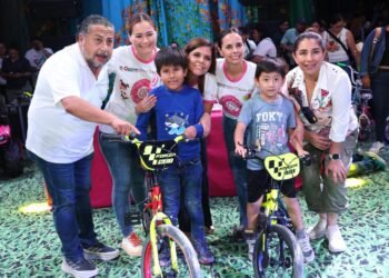 Celebran a 7 mil niñas y niños de Cancún el “Día de la Niña y el Niño”