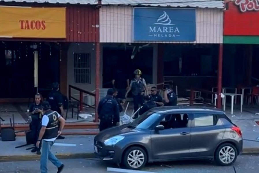 FUGA DE GAS: Fuerte explosión en centro de Cancún deja un herido de gravedad 1