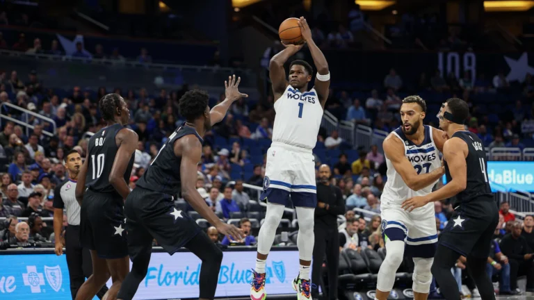 Dónde ver Timberwolves vs. Magic: Choque de muros defensivos por el control de las conferencias
