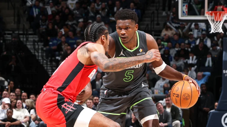 Dónde ver Houston Rockets vs Minnesota Timberwolves: Duelo de Titanes por el Control del Oeste