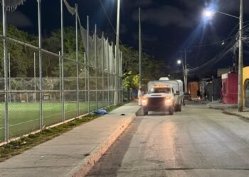 Asesinan a mujer en la SM 91 de Cancún tras una riña