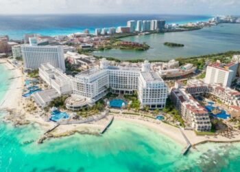 Mejora Quintana Roo su calificación crediticia y fortalece finanzas públicas