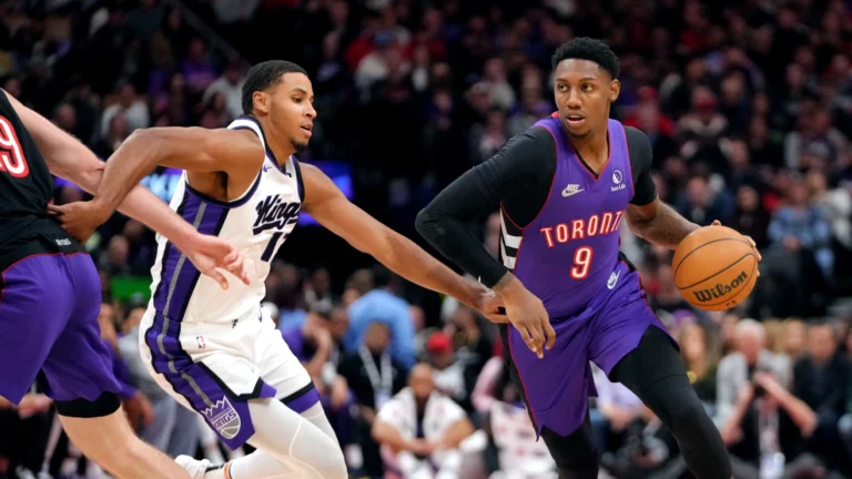 Dónde ver Sacramento Kings asegurar su lugar en Playoffs ante Toronto Raptors en el Scotiabank Arena