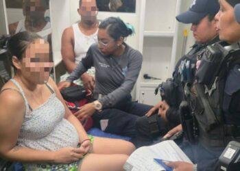 Operativo en la SM 23 de Cancún termina con dos cubanos puestos a disposición de Migración