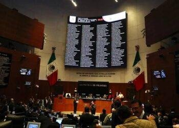 Senado avala reforma judicial; aplaza elección a 2028 y magistrados también podrán reelegirse