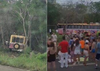 Fuerte accidente de camión de Xcaret; reportan varios turistas lesionados (VIDEO)