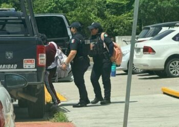 SEGUNDO CASO: Encuentran droga a 2 estudiantes de secundaria en PDC