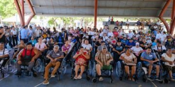 Inician entrega de apoyos funcionales para más de 2 mil personas en QR
