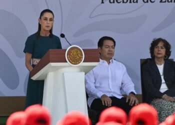 Claudia Sheinbaum blinda soberanía nacional ante intentos de injerencia externa