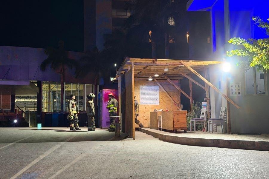 UN MUERTO Y 3 HERIDOS: Se desploma losa en obra del hotel Riu Península en Cancún 1 HOTEL2