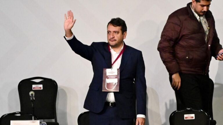 López Beltrán exige pruebas a Loret ante acusaciones de nexos ilícitos