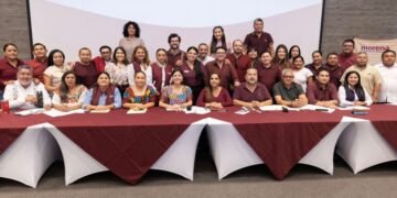 Asiste Mara Lezama a sesión del Consejo Estatal de Morena
